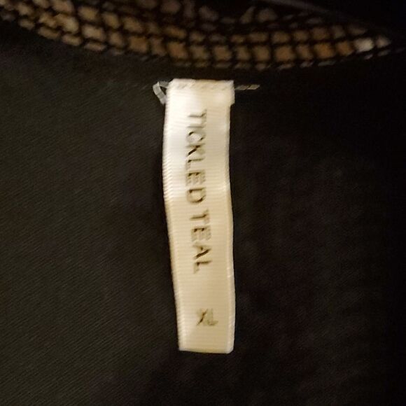 TICKLED TEAL Long black lace-lined cardigan XL - Picture 2 of 6